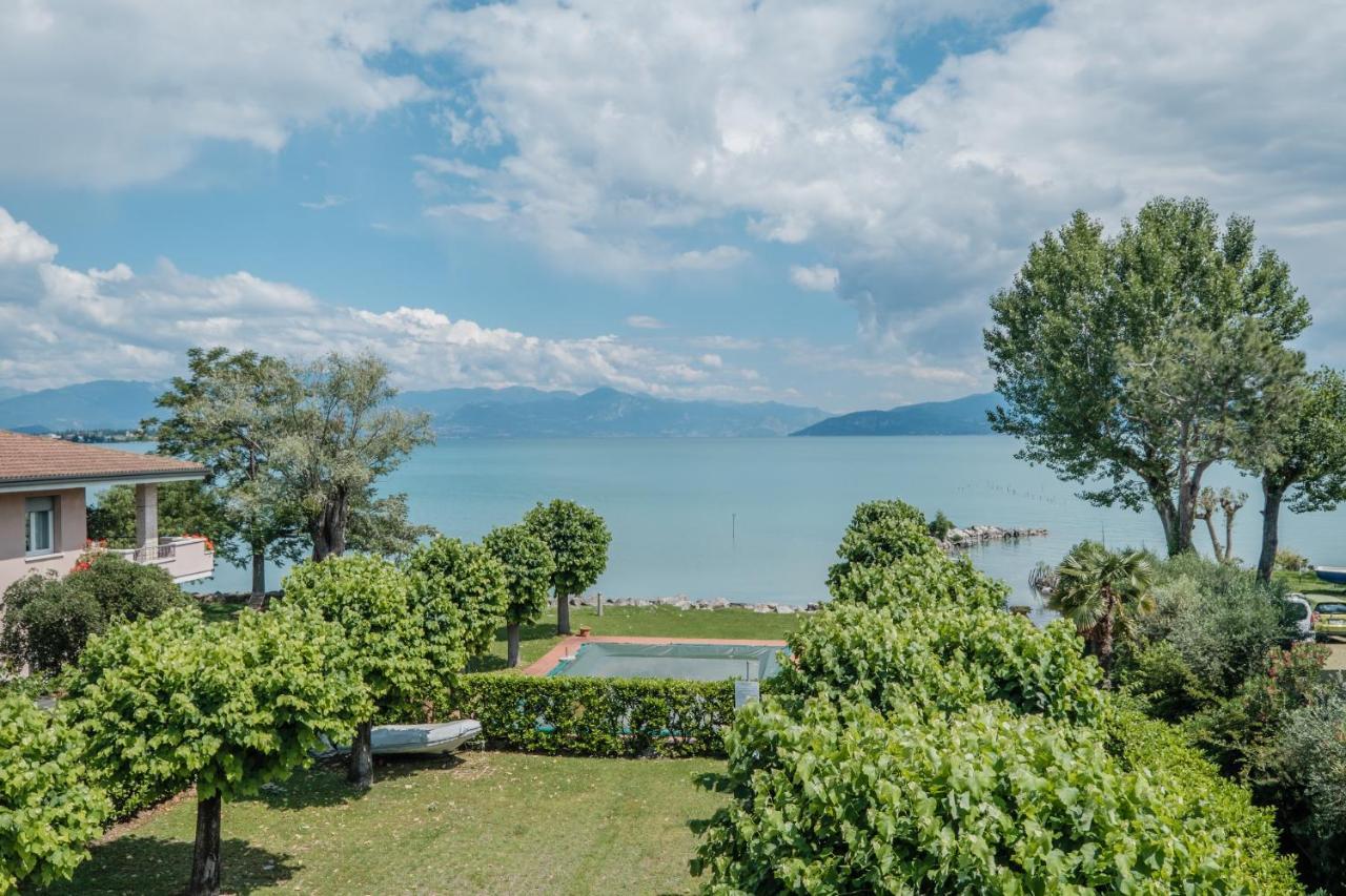 Casa Lugana 9 - Monolocale Con Piscina Fronte Lago Sirmione Exterior photo